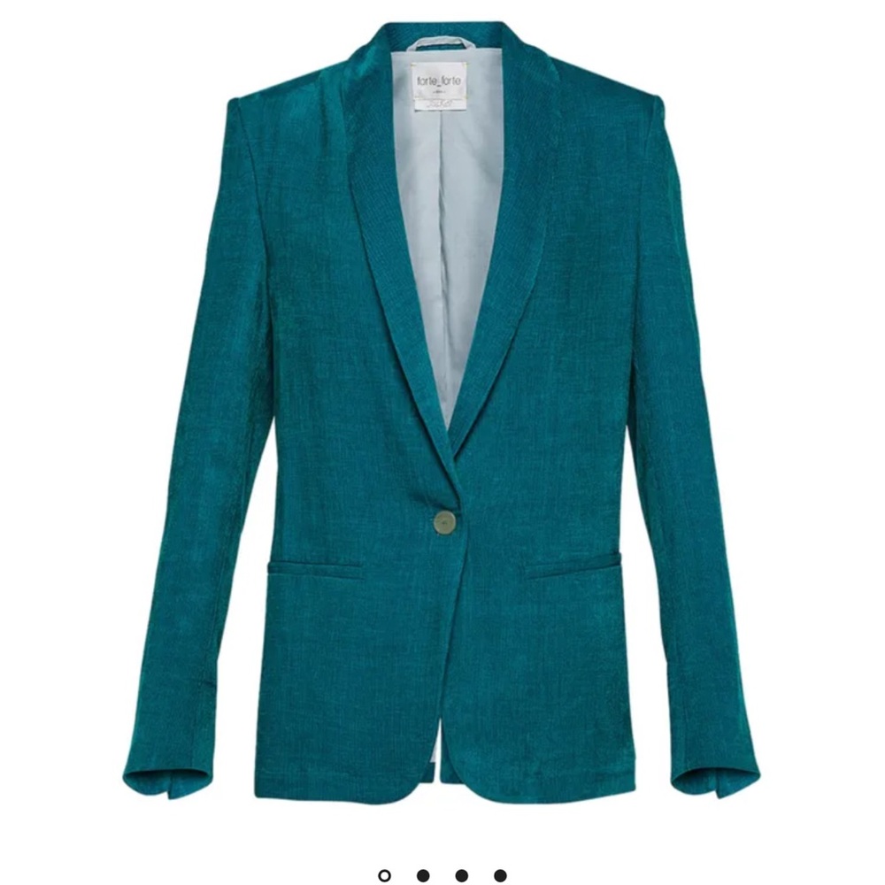 Blue Blazer with Relaxed Open Front Design